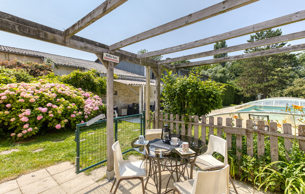 Holiday Home - Saint-Jean-d'Angély , France - FCH434 9