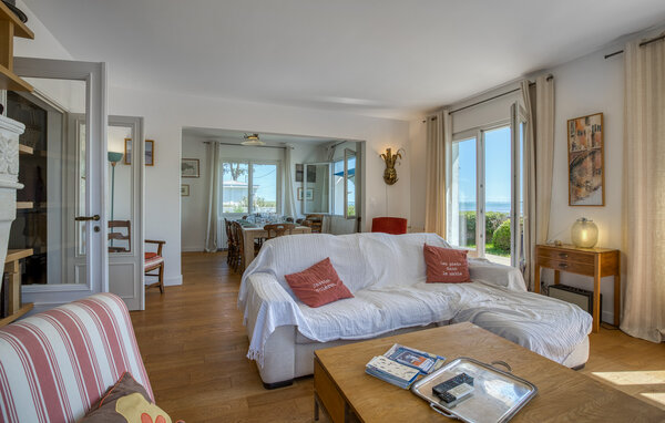 Location de vacances - Ile d'Oléron Vue Mer , France - FCH460 301