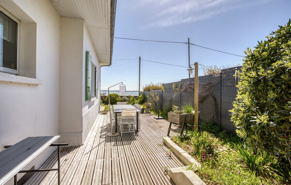 Location de vacances - Ile d'Oléron Vue Mer , France - FCH460 104