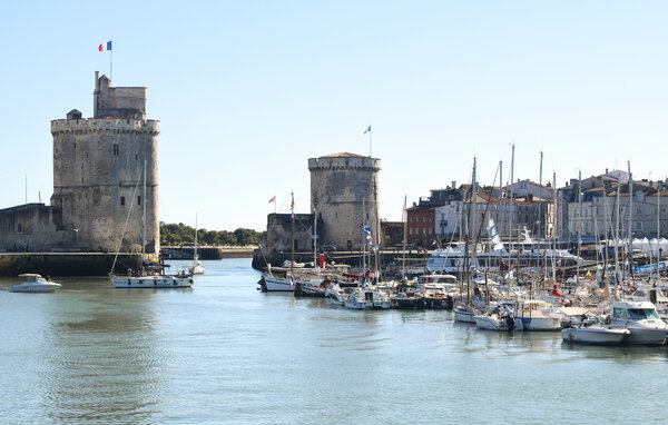 Apartment - La Rochelle , France - FCH551 902