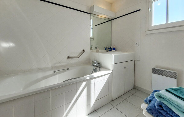 Domy wakacyjne - Ile de Ré , Francja - FCH556 701