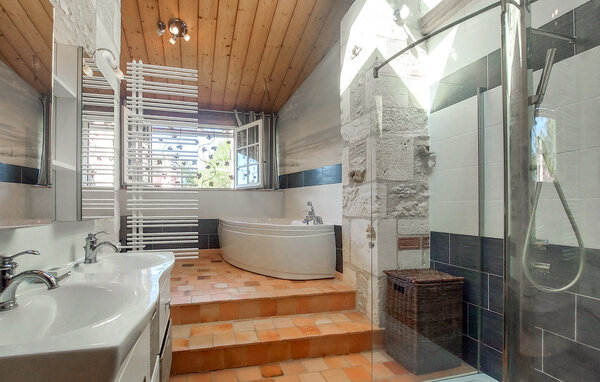 Feriehus - Saint-Bris-des-Bois , Frankrig - FCH612 701