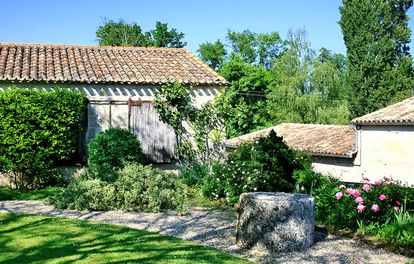 Vakantiehuis - Lussac , Frankrijk - FCS019 107