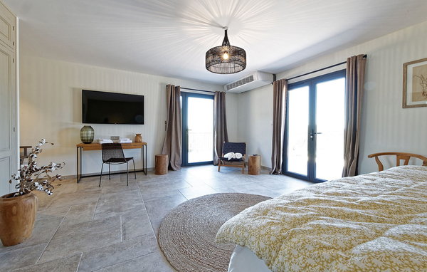 Casa de vacaciones - La Celle , Francia - FCS024 603