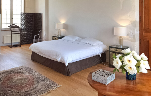 Holiday Home - Verteillac , France - FCS029 602
