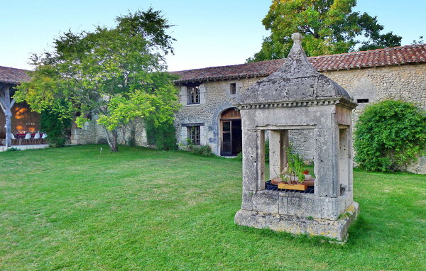 Holiday Home - Verteillac , France - FCS029 4