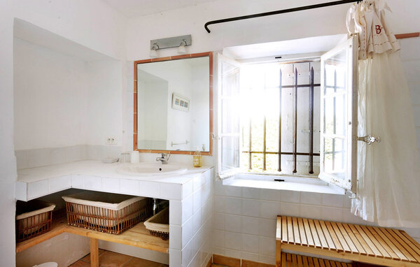 Location de vacances - Robion , France - FCS056 702