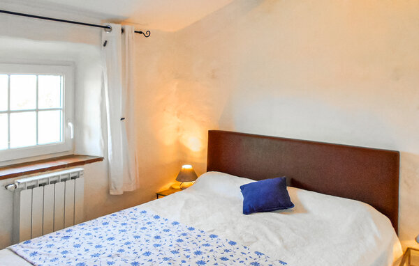 Holiday Home - Saint Sauveur de Cruzières , France - FCS066 604