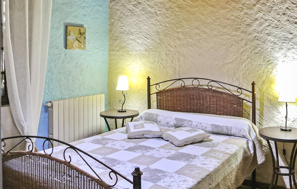 Location de vacances - Saint Sauveur de Cruzières , France - FCS069 609