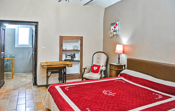 Location de vacances - Saint Sauveur de Cruzières , France - FCS069 610