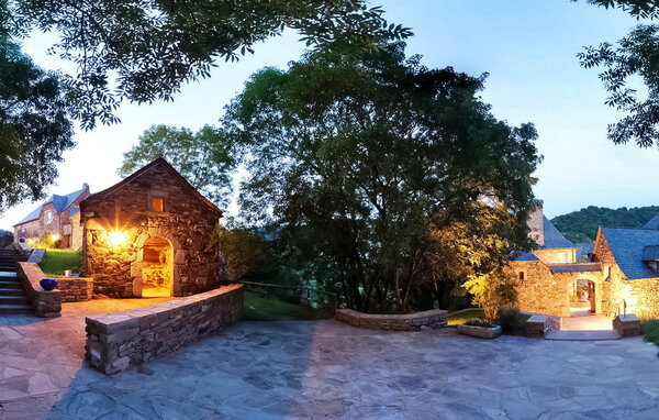 Holiday Home - La Fouillade , France - FCS127 107