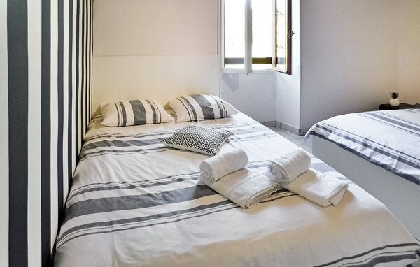 Location de vacances - Mazeyrolles , France - FCS146 604