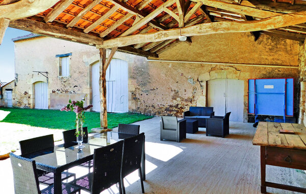 Location de vacances - Mazeyrolles , France - FCS146 105