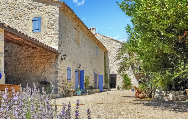 度假住宅 Le Mas Veissiere