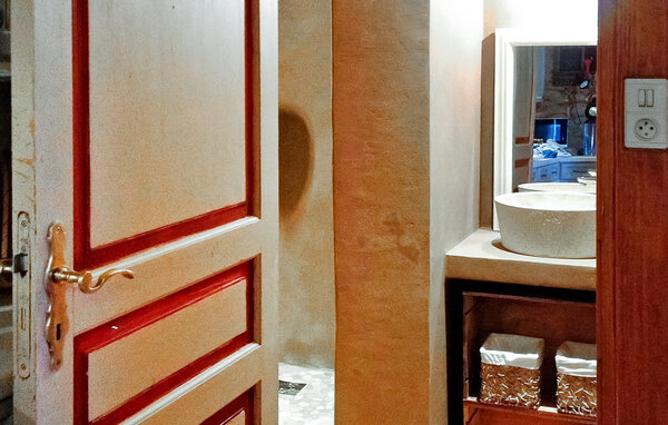 Casa de vacaciones - Saint Jean De Maruejols , Francia - FCS258 701