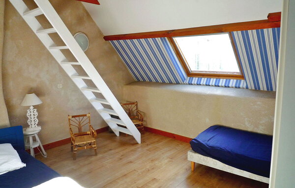 Location de vacances - Brech , France - FCS269 606
