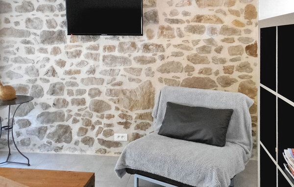Location de vacances - Saint Jean De Maruejols , France - FCS270 605