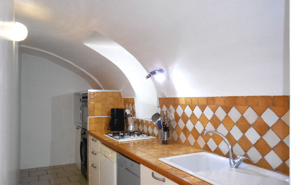 Location de vacances - Saint Jean De Maruejols , France - FCS270 401