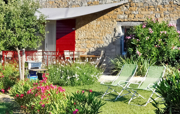 Location de vacances - Saint Jean De Maruejols , France - FCS270 106