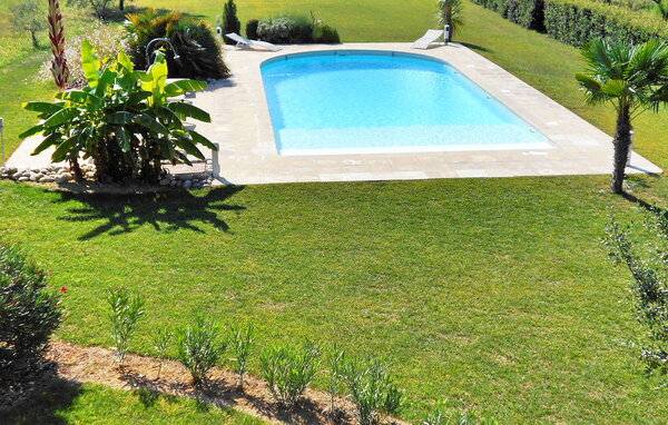 Location de vacances - Saint Jean De Maruejols , France - FCS270 11