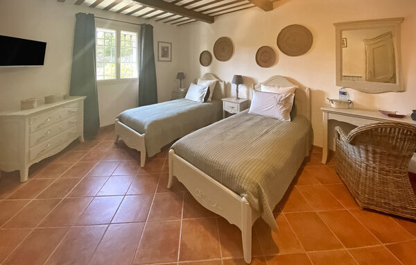 Location de vacances - Murs , France - FCS288 604