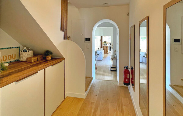 Location de vacances - Nans-Les-Pins , France - FCS306 502