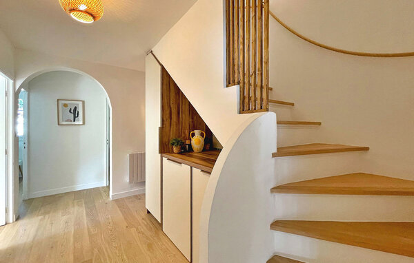 Location de vacances - Nans-Les-Pins , France - FCS306 503