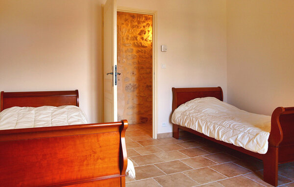 Location de vacances - Montségur Sur Lauzon , France - FCS308 607