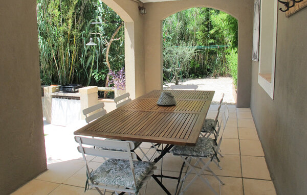 Location de vacances - Saint Maximin , France - FCS309 102