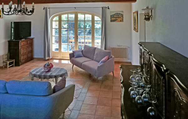 Ferienhaus Mas Du Lac 10 Personnes
