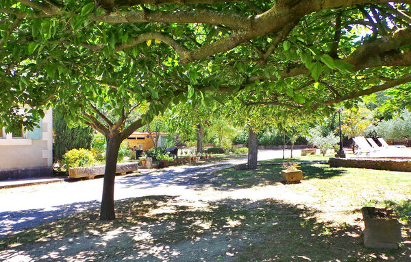 Ferienhaus Mas Du Lac 10 Personnes