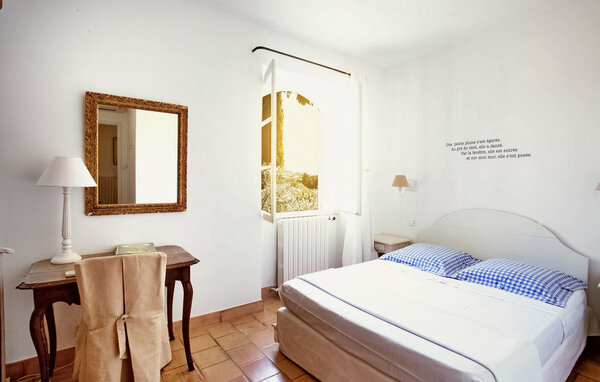Semesterhus - Robion , Frankrike - FCS360 604