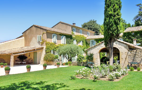 Semesterhus - Robion , Frankrike - FCS360 9
