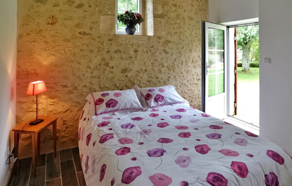 Location de vacances - Pont Saint Mamet , France - FCS373 601