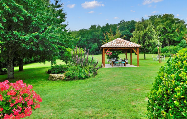 Location de vacances - Pont Saint Mamet , France - FCS373 103