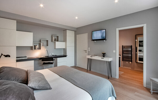 Holiday Home - Pechs de l´Espérance , France - FCS374 603