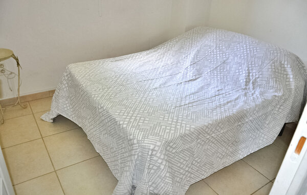 Location de vacances - Pernes Les Fontaines , France - FCS390 601