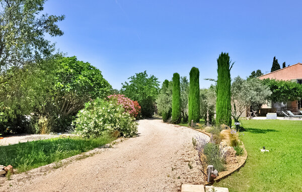 Location de vacances - Pernes Les Fontaines , France - FCS390 102