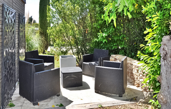 Location de vacances - Pernes Les Fontaines , France - FCS390 107