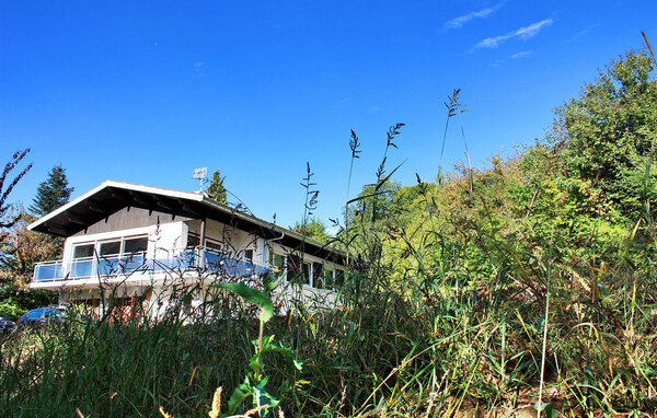 Location de vacances - Bluffy , France - FCS470 102