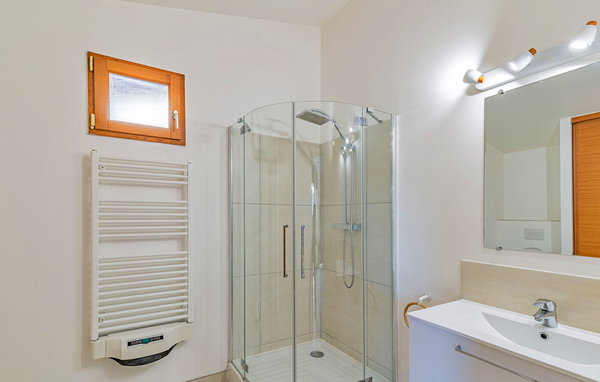 Location de vacances - Pernes Les Fontaines , France - FCS475 701