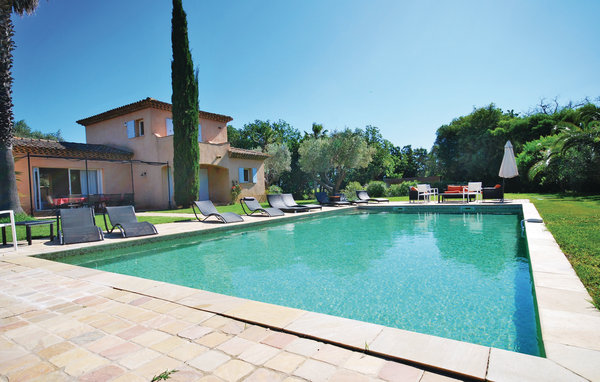 Holiday Home - Ramatuelle , France - FCV669 1