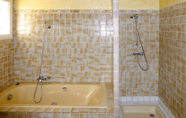 Holiday Home - Entrecasteaux , France - FCV980 702