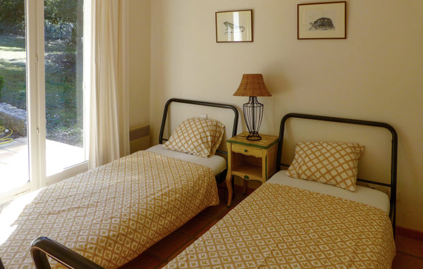 Holiday Home - Entrecasteaux , France - FCV980 606