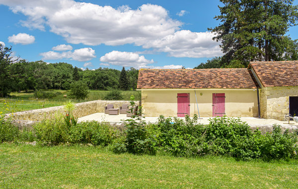 Holiday Home - Mauvières , France - FEC017 103