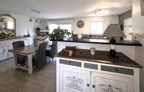 Semesterhus - MONTGIVRAY , Frankrike - FEC025 303