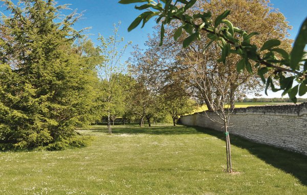 Holiday home Le Clos des Tilleuls