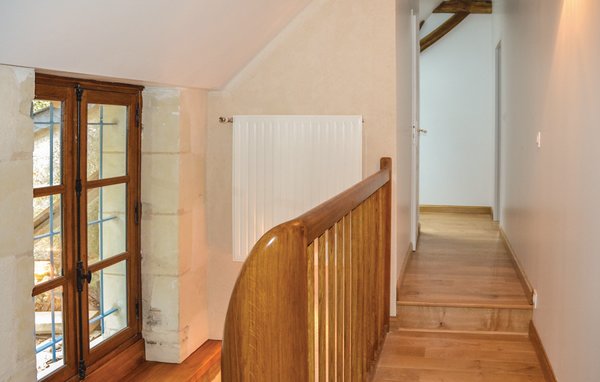Location de vacances - Cravant les Coteaux , France - FEI047 501