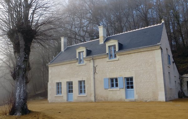 Location de vacances - Cravant les Coteaux , France - FEI047 81
