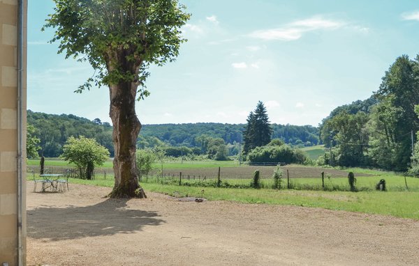 Location de vacances - Cravant les Coteaux , France - FEI047 3